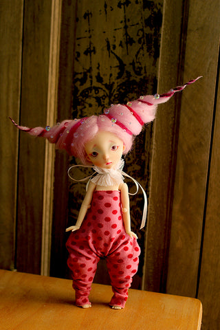 Vali In Stock