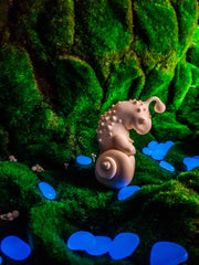 Wuhu, magical familier from the fireflies forest