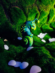 Wuhu, magical familier from the fireflies forest