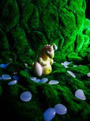 Wuhu, magical familier from the fireflies forest