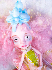 Macaroon Antoinette, let them eat cake!