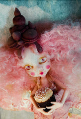 Macaroon Antoinette, let them eat cake!